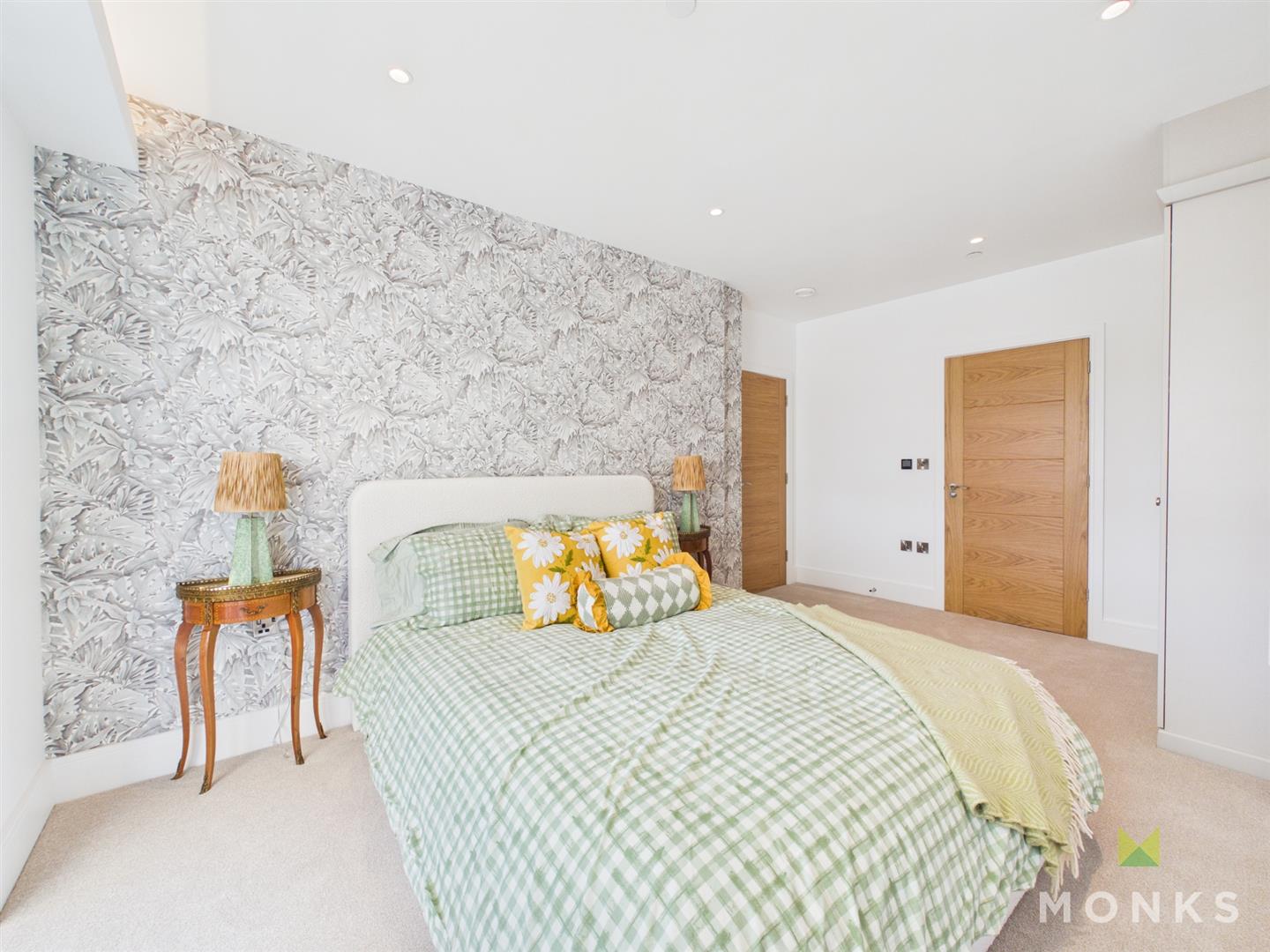 Penthouse 1 (36) Old Coleham Court, Shrewsbury, SY3 7BS For Sale